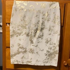 LuLaRoe pencil skirt. The Cassie